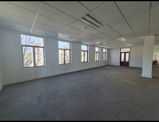 684M² OFFICE TO LET IN SANDTON CENTRAL